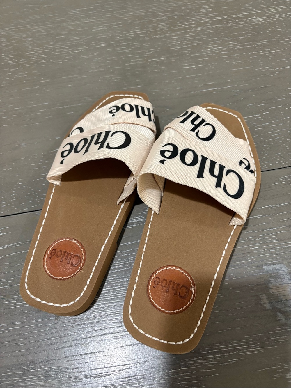 Chloé Beige Canvas Logo Slide Sandals with Tan Footbed - Picture 2 of 4